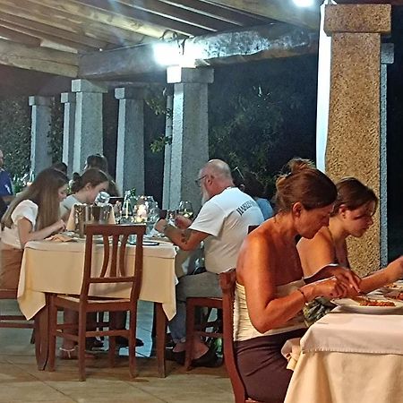 Hotel Lu Baroni Budoni Eksteriør bilde